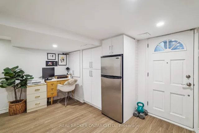 Additional image 29 of 20 Alma Ave