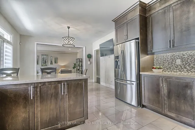 Additional image 16 of 210 Jessie Caverhill Pass