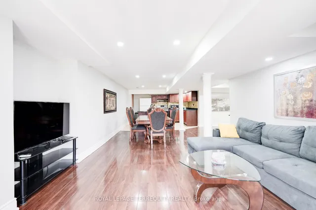 Additional image 29 of 4242 Petersburg Cres