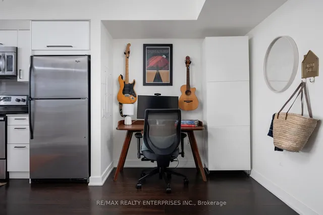 Additional image 22 of 78 Tecumseth St Unit 904