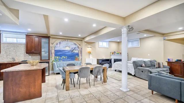 Additional image 31 of 13 Bourdon Ave