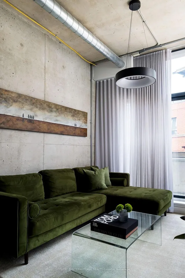 Additional image 8 of 369 Sorauren Ave Unit 402