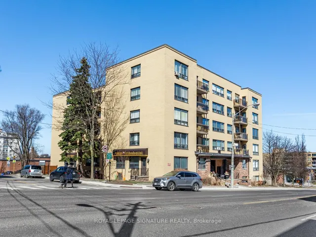 740 Eglinton Ave Unit 206