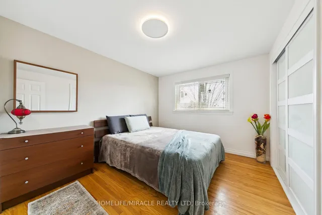 Additional image 27 of 1612 Wavell Cres