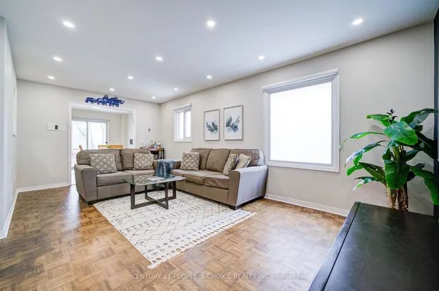 Additional image 12 of 157 Cinrickbar Dr