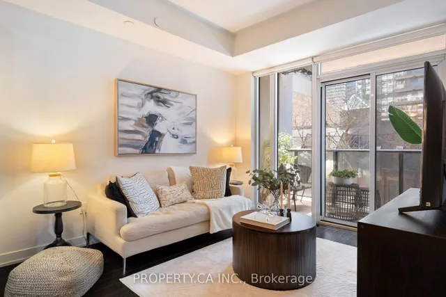 Additional image 3 of 330 Richmond St Unit 319