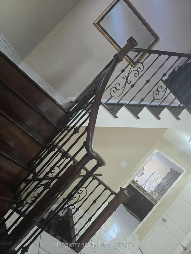 Additional image 8 of 27 ZIA DODDA Cres