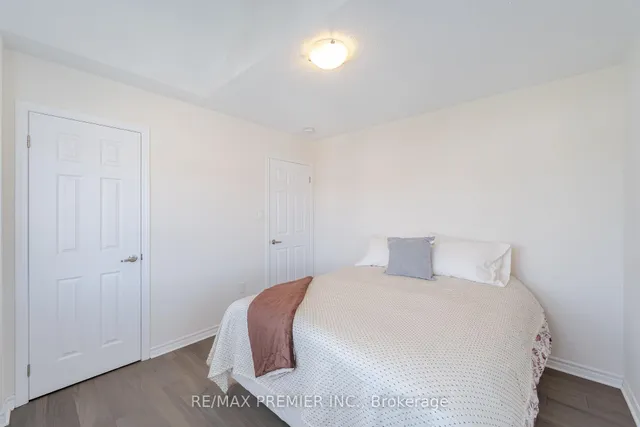 Additional image 33 of 2 Tribune Dr