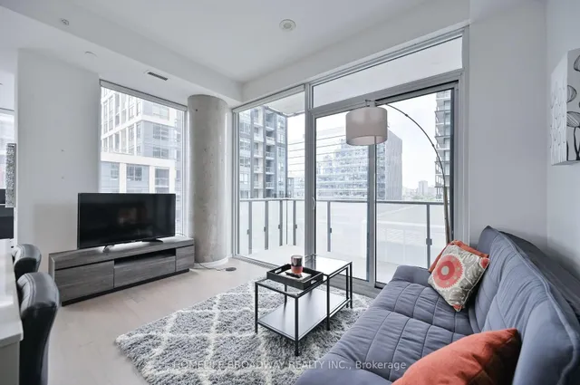 Additional image 7 of 101 Peter St Unit 1116