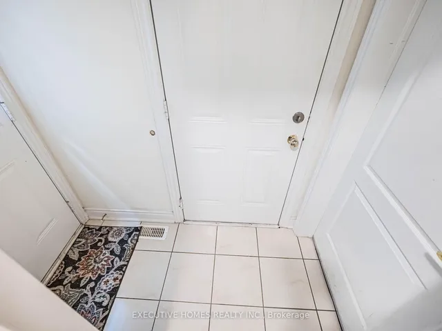 Additional image 35 of 1 Orangeblossom Tr