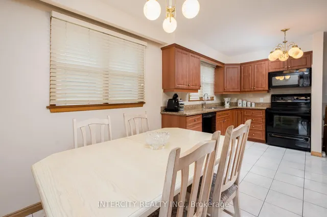 Additional image 9 of 852 Glencairn Ave