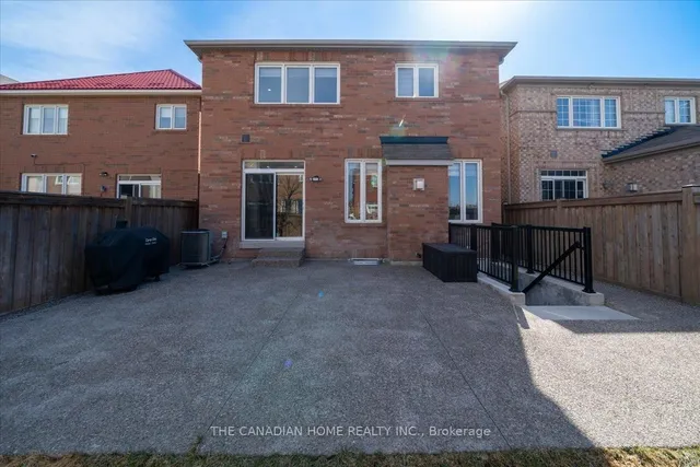 Additional image 47 of 33 Denali Cres