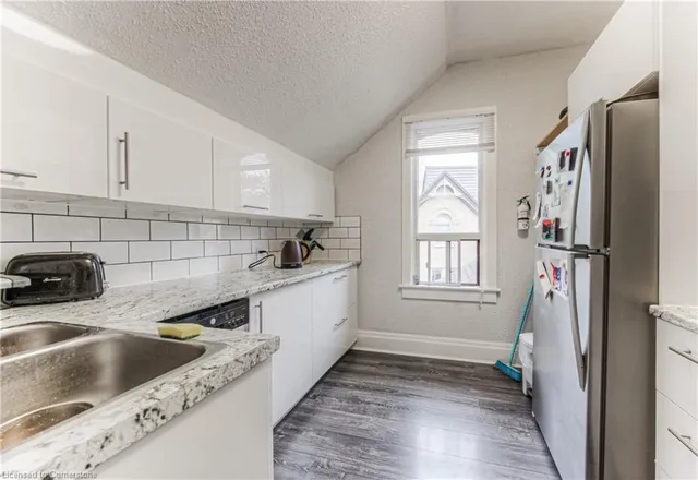 Additional image 39 of 126 David St