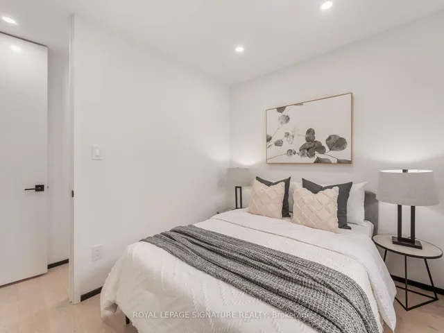 Additional image 27 of 186 Oak Park Ave