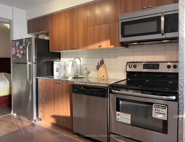 Additional image 6 of 20 Joe Shuster Way Unit 916