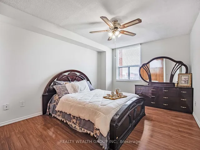 Additional image 15 of 90 Ling Rd Unit 1105