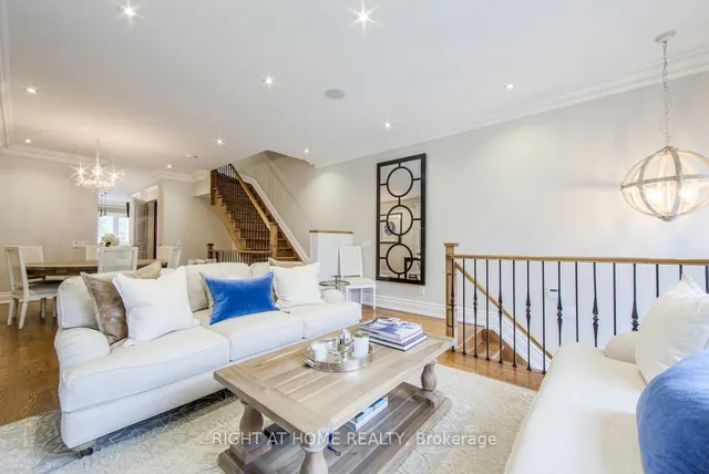 Additional image 7 of 2916 Bayview Ave