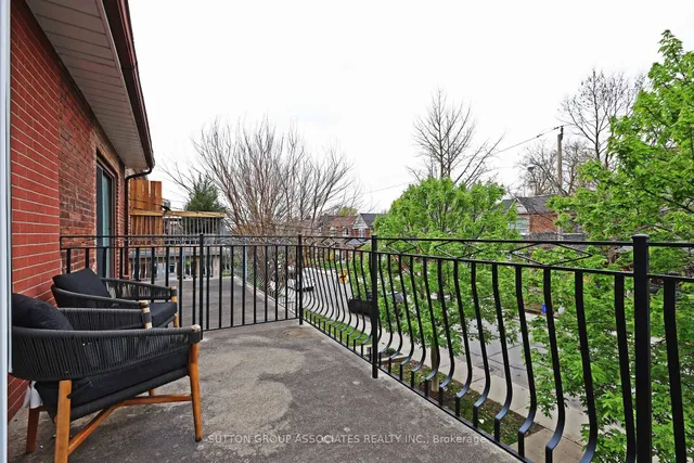 Additional image 22 of 93 Harvie Ave