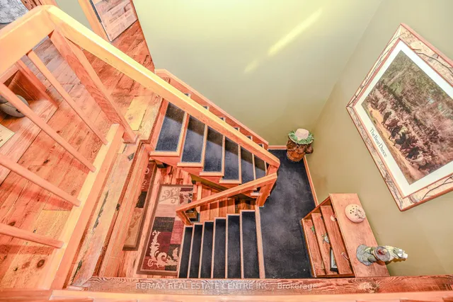 Additional image 21 of 14 Royce Ave