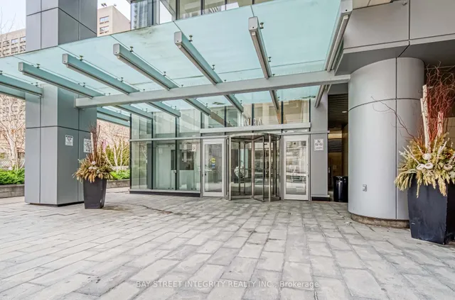 Additional image 2 of 386 Yonge St Unit 3414