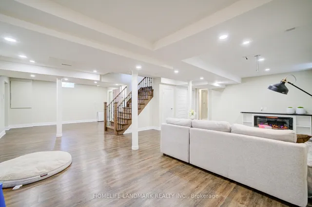 Additional image 39 of 488 Amanda Cres