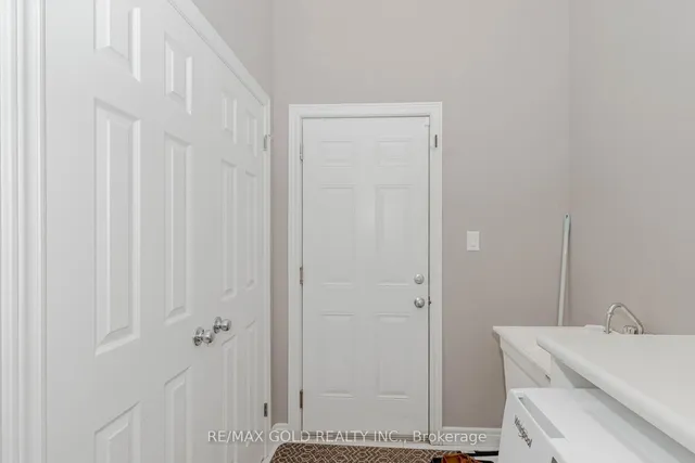 Additional image 25 of 573 Florencedale Cres