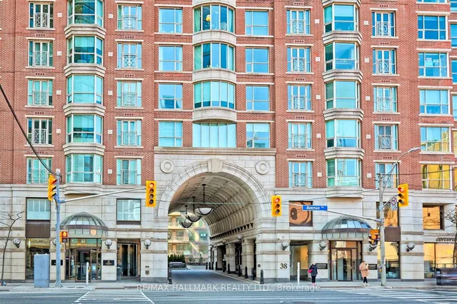 38 Avenue Rd Unit 1201