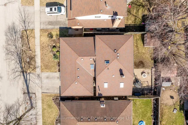 Additional image 38 of 121 Martinglen Cres
