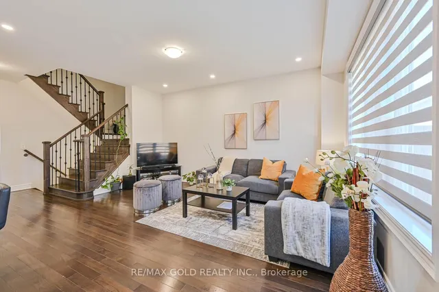Additional image 16 of 27 Enclave Tr