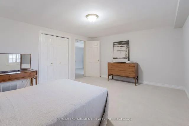 Additional image 25 of 148 Briar Hill Cres