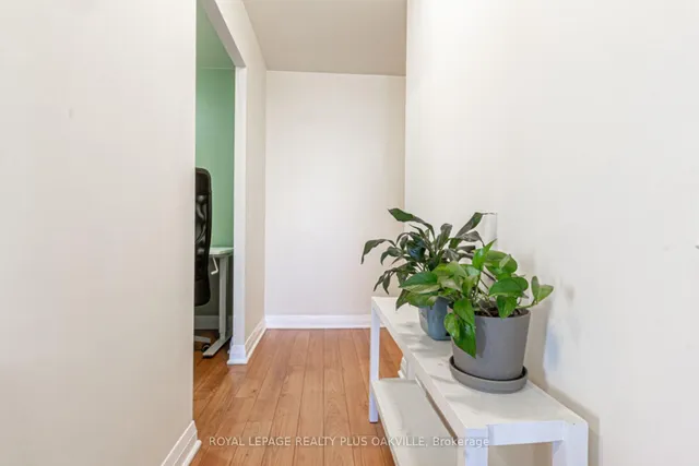 Additional image 8 of 5 Valhalla Inn Rd Unit 510