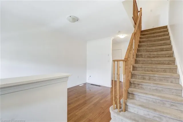 Additional image 32 of 83 Powell Dr