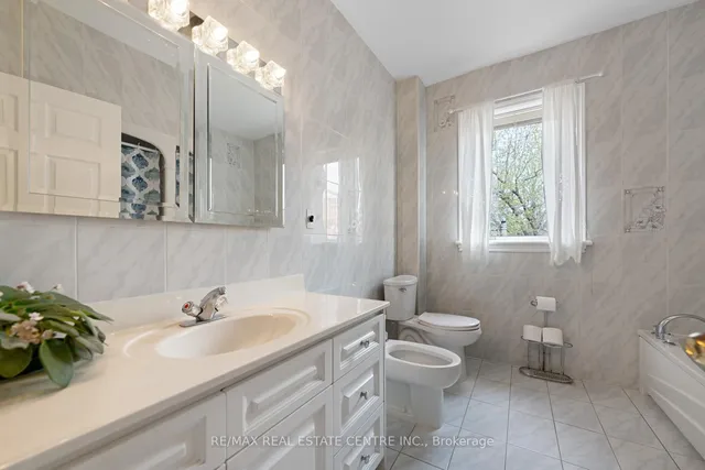 Additional image 11 of 14 Churchill Ave