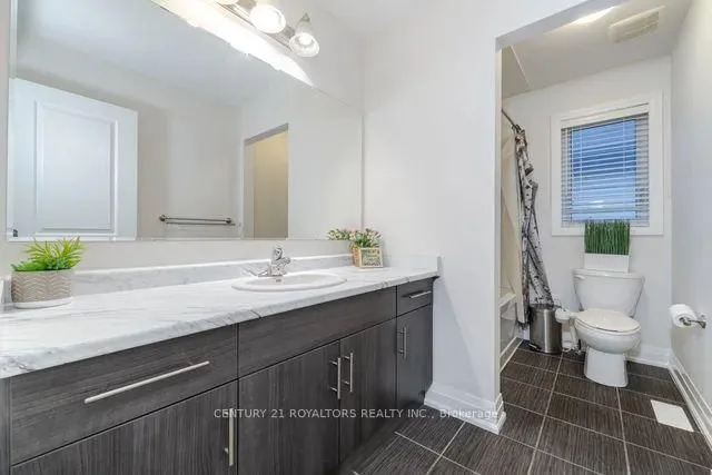 Additional image 34 of 77 Enford Cres