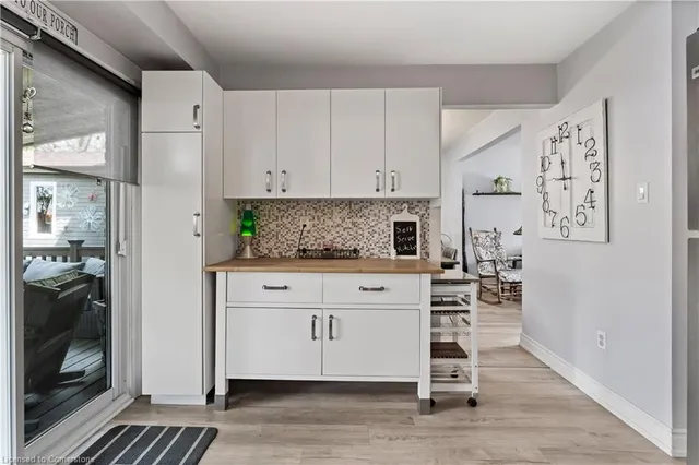 Additional image 16 of 2385 Cotswold Cres