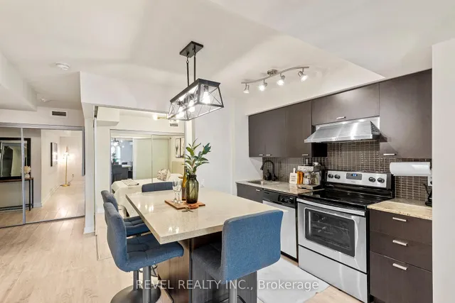 Additional image 5 of 78 Tecumseth St Unit 302