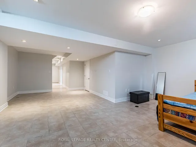 Additional image 35 of 455 Apache Crt Unit 62