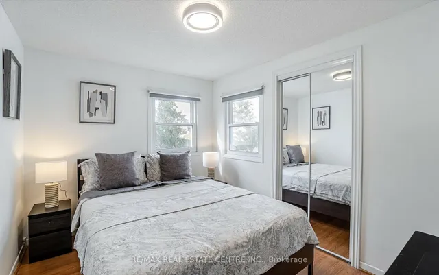 Additional image 25 of 2046 Glenada Cres