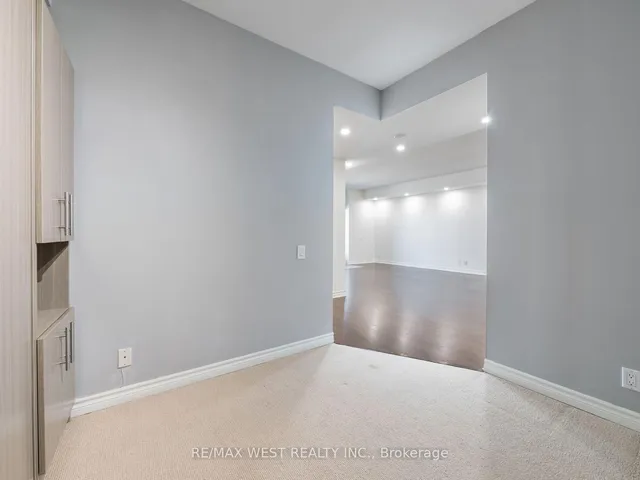 Additional image 23 of 4196 Dundas St Unit PH 609