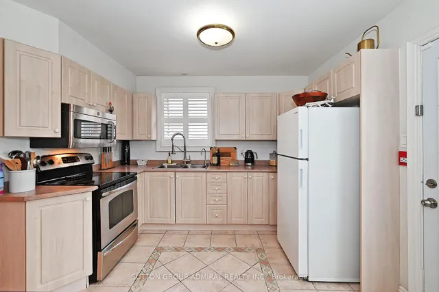 Additional image 9 of 555 Royal York Rd