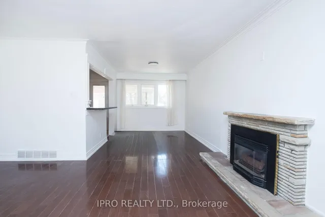 Additional image 9 of 23 Urbandale Ave