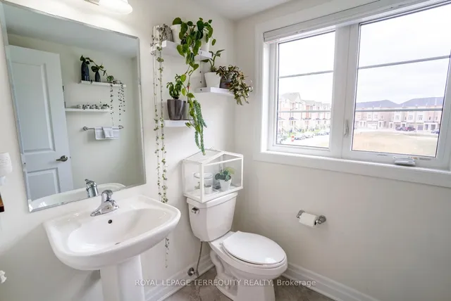 Additional image 11 of 72 Fusilier Dr