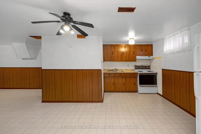 Additional image 18 of 249 Montmorency Dr