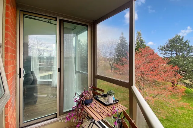 Additional image 31 of 20 Dean Park Unit 401