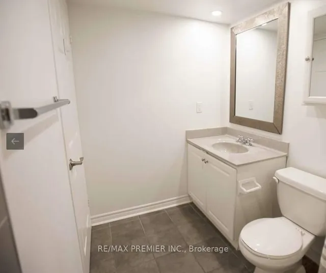 Additional image 6 of 725 King St Unit 604