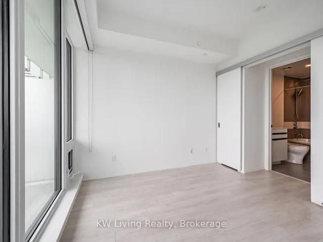 Additional image 11 of 197 Yonge St Unit 2102