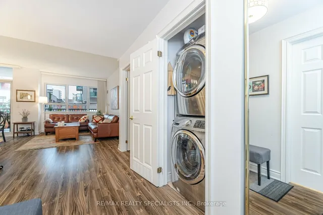 Additional image 26 of 399 Elizabeth St Unit 210