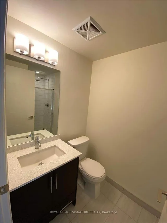 Additional image 6 of 460 Adelaide St Unit 725