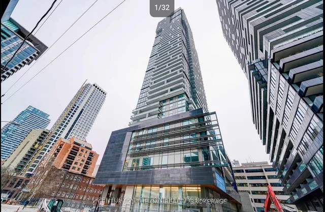 39 Roehampton Ave Unit 4110