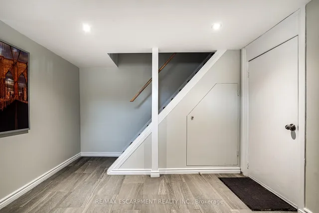 Additional image 33 of 558 Governors Rd